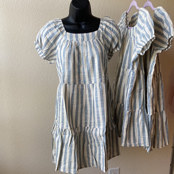 Girls Cotton Striped Square Neck Puff Sleeve Tiered Dress - Picture 1 of 10